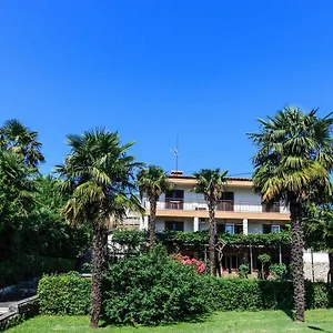 Sanja, - Opatija Gasthof