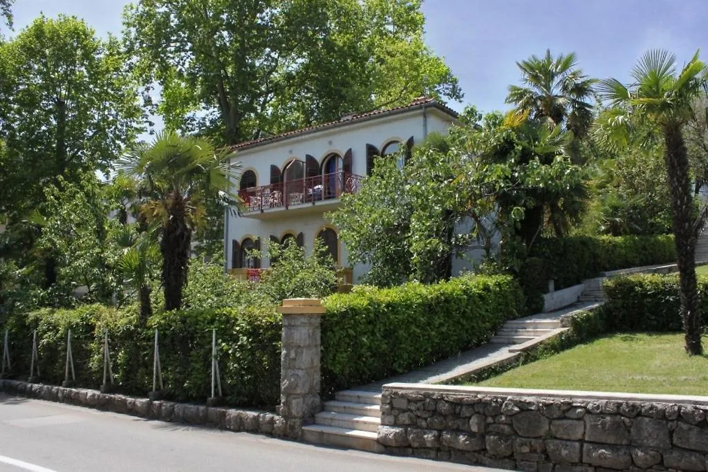 Apartments And Rooms With Parking Space Lovran, Opatija - 10403