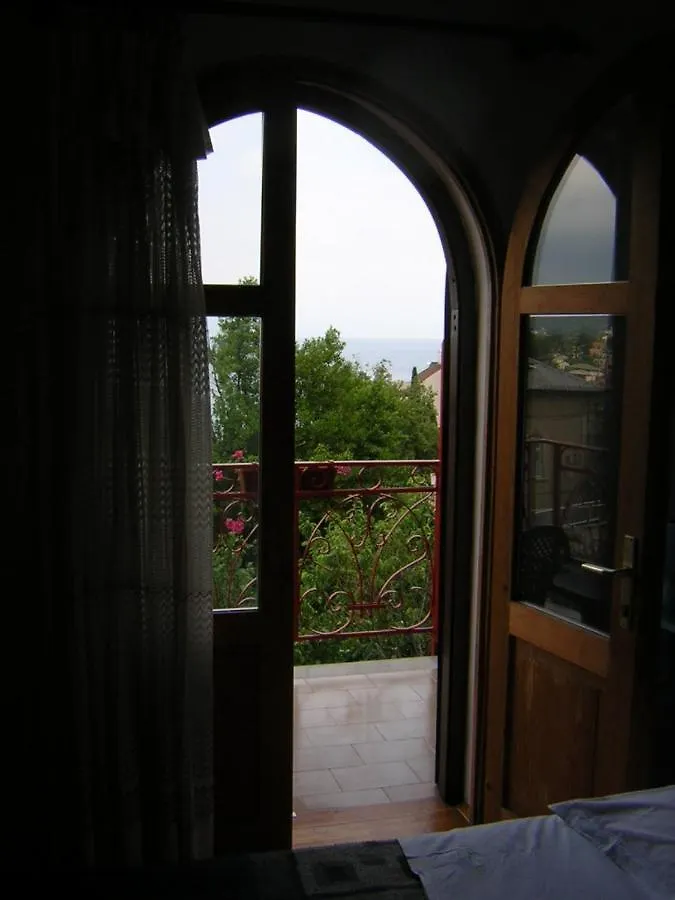 Gasthof Apartments And Rooms With Parking Space Lovran, Opatija - 10403